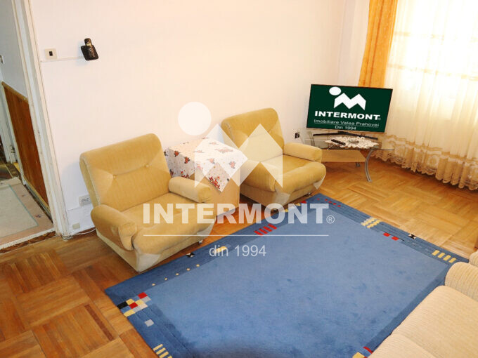 Apartament de vanzare in Sinaia, 4 camere, parter, intr-un imobil P+4E.